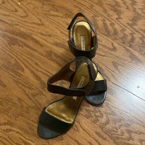 NWT Cynthia Vincent High Heels With Box & Dust Bag, size 8, color black, 3” heel